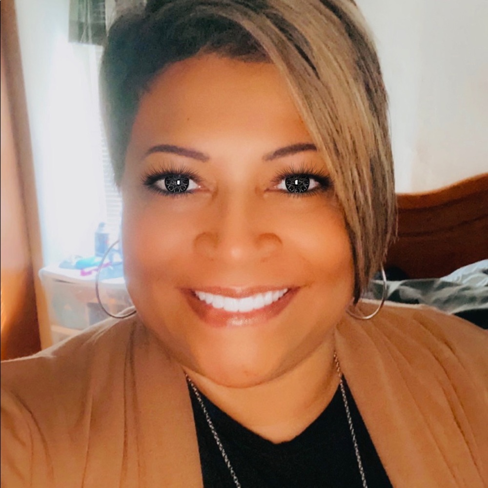 Meet your Posher, Teresa